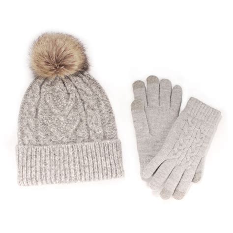 Women's Hats And Gloves .